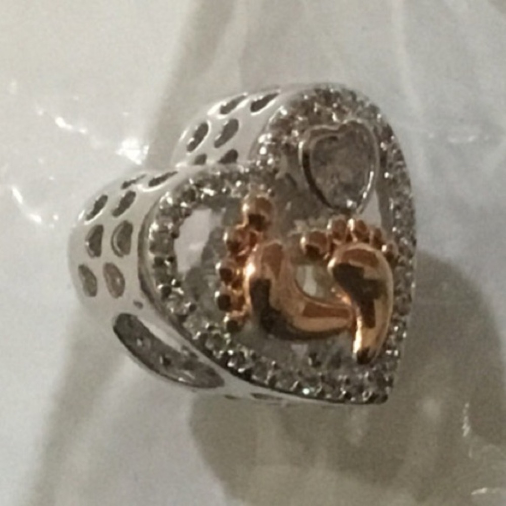 S925 Rose Gold Baby Feet Silver Hollow Heart Charm Pandora Style - Picture 3 of 3